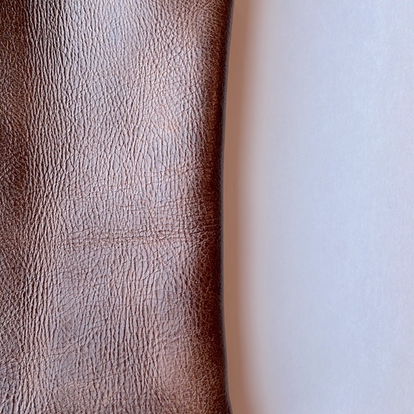 NEW Leather cell phone crossbody/pouch - Picture 7 of 12